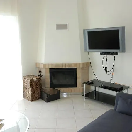 Bonita Moradia C/ Piscina Em Holiday home